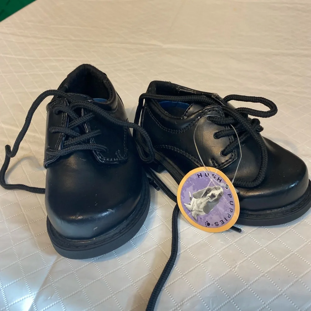Hush Puppies Classic Black Kids Dress Shoes size infant 5.5